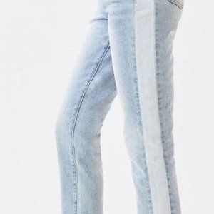 PacSun Two Tone Mom Jeans